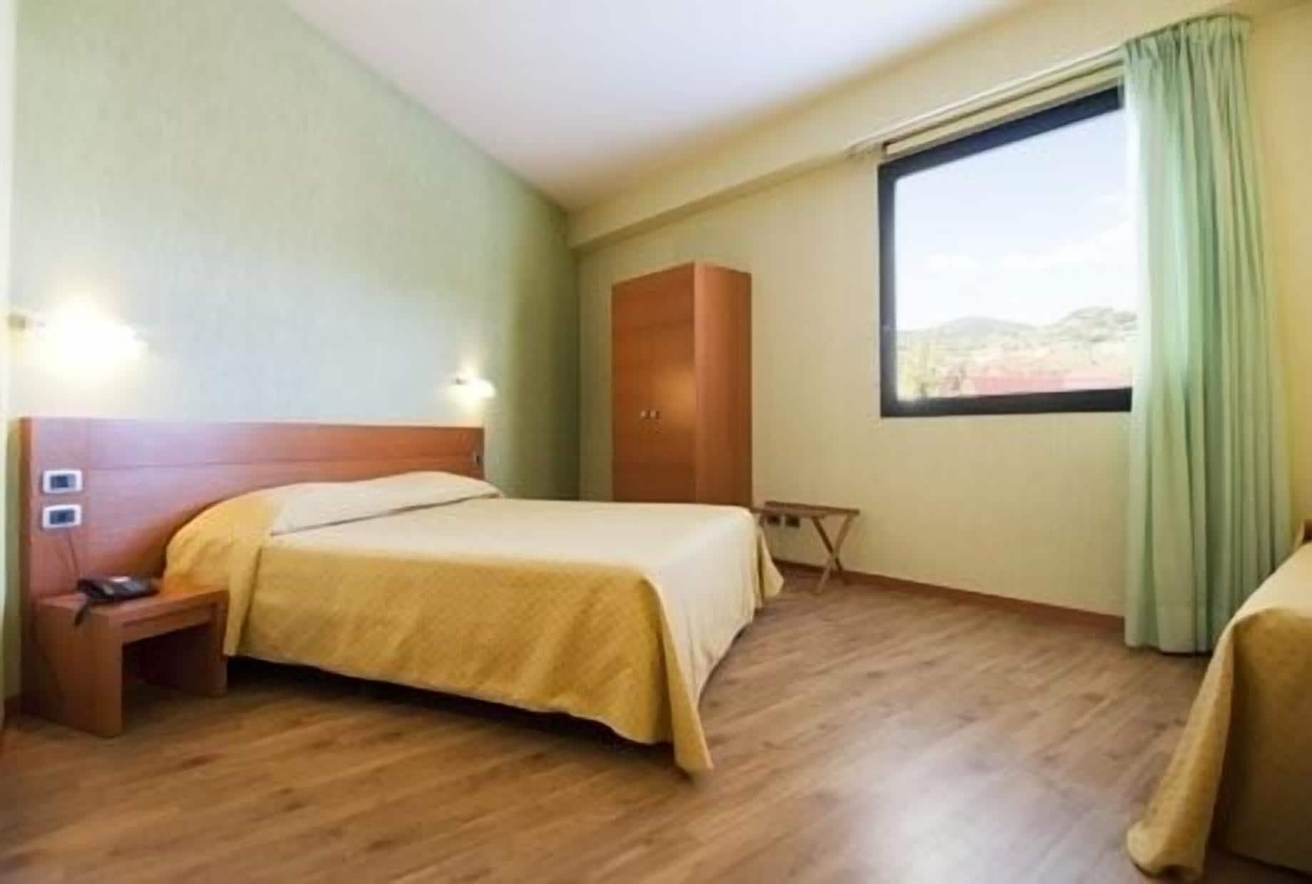 Hotel Concorde Camerano Exterior photo