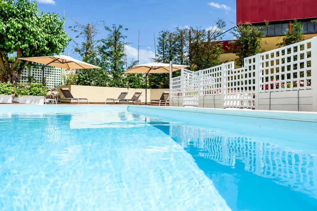 Hotel Concorde Camerano Exterior photo